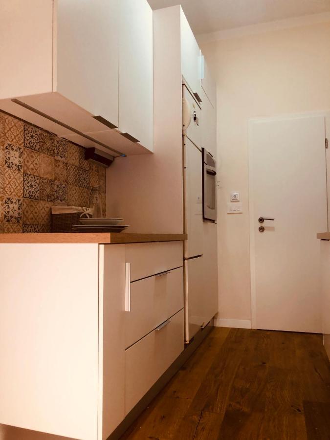 Apartment Karin Rijeka Eksteriør billede