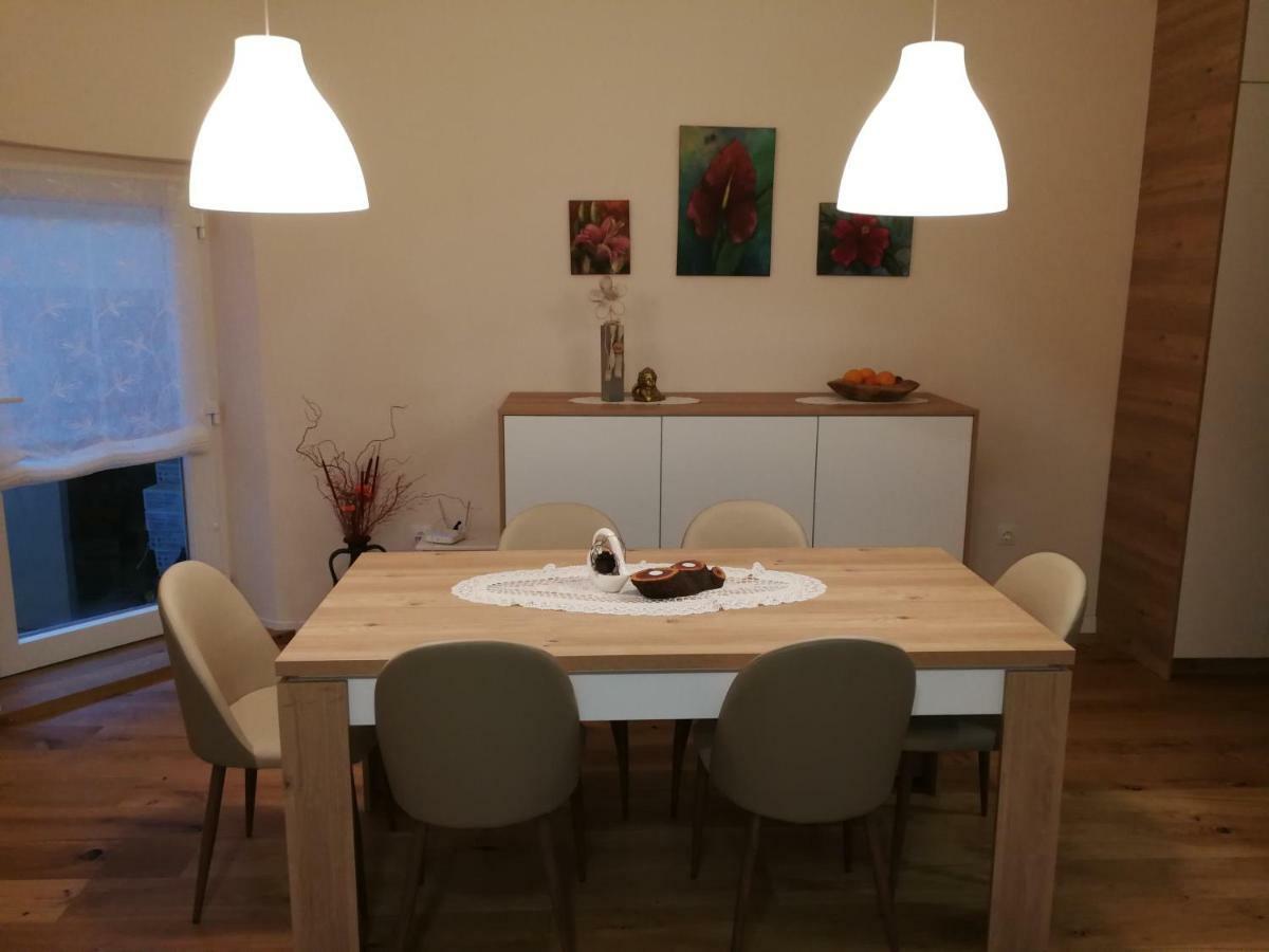 Apartment Karin Rijeka Eksteriør billede